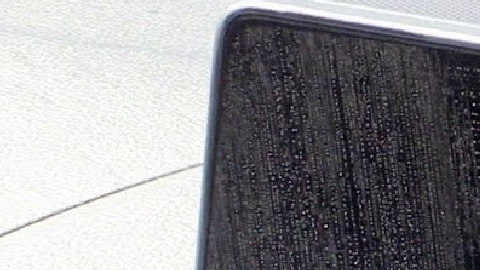 Cómo limpiar correctamente la pantalla de tu auto