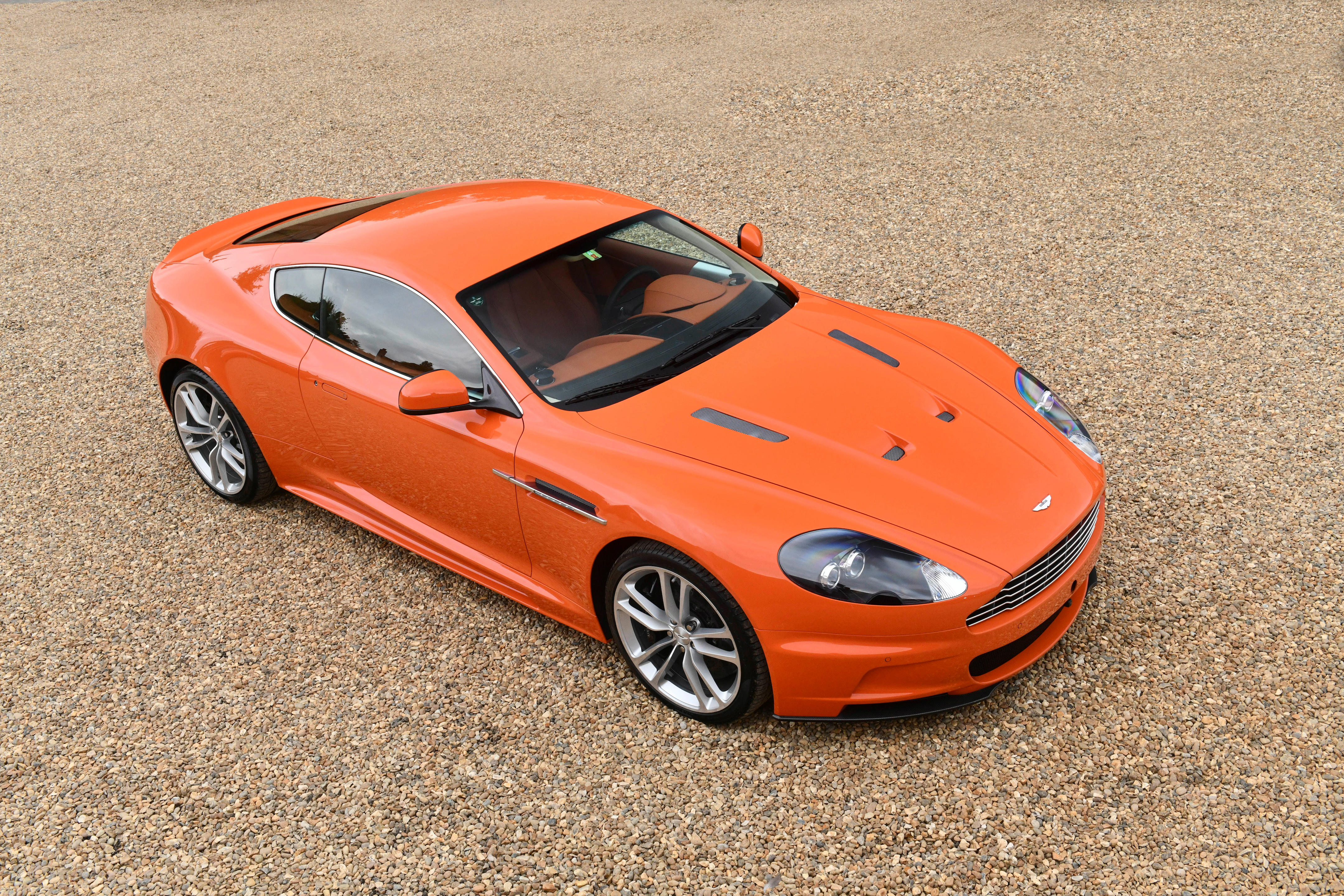 Aston Martin DBS Coupe