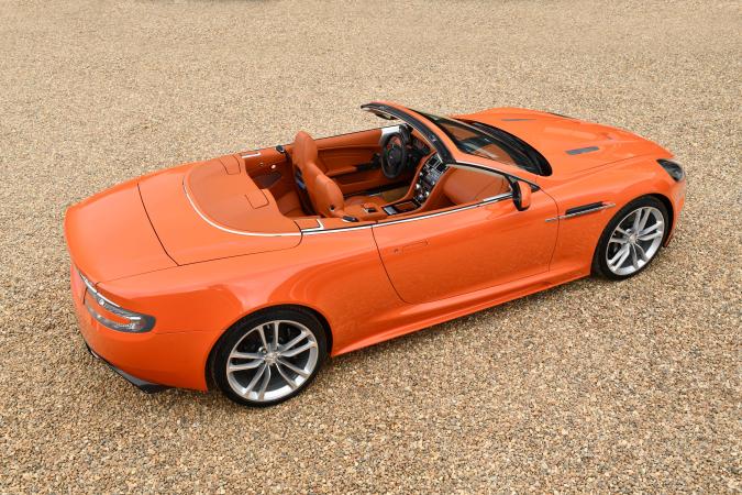 Aston Martin DBS Volante 2011