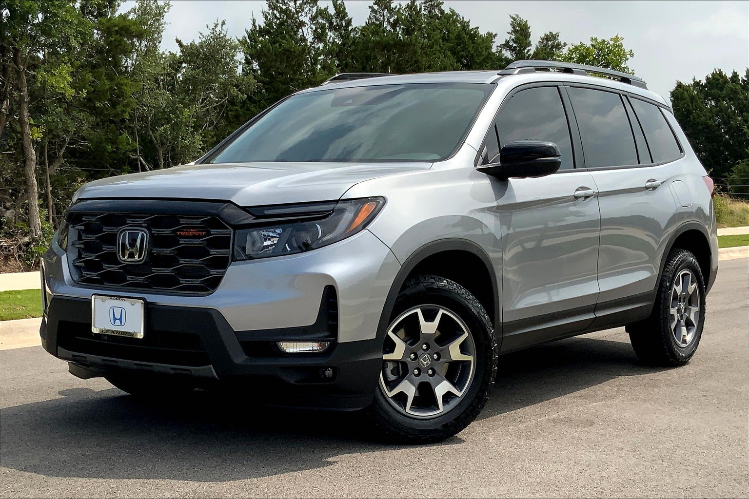 Honda Passport 2023.