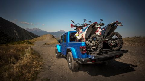 jeep gladiator 2024
