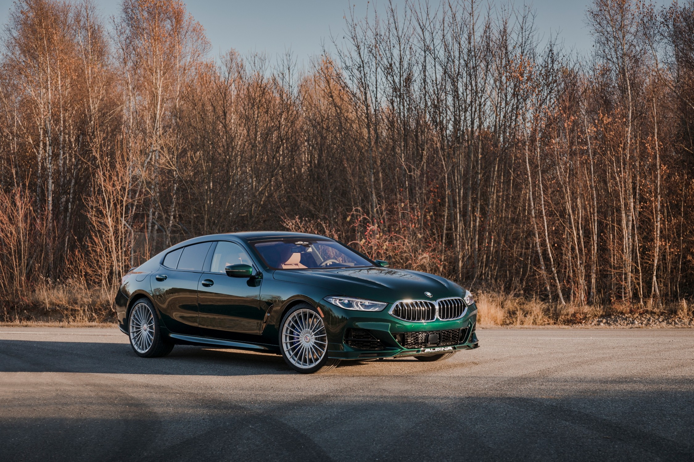 BMW Alpina B8 2023.