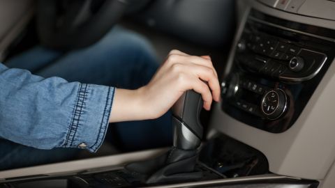 A qué velocidad hacer cambios de marcha