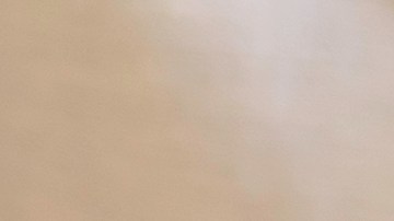 puedo poner un carro a mi nombre sin licencia