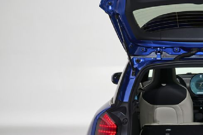 Mini Cooper EV 2025 llega con más autonomía