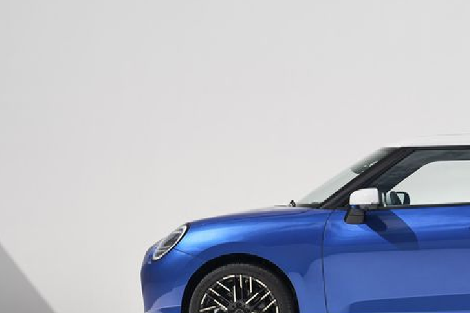 Mini Cooper EV 2025 llega con más autonomía