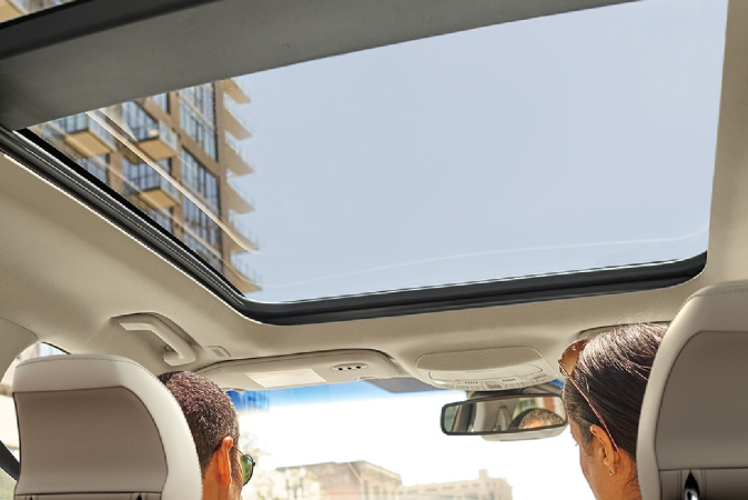 5 SUVs Ford con techo panorámico para disfrutar del viaje