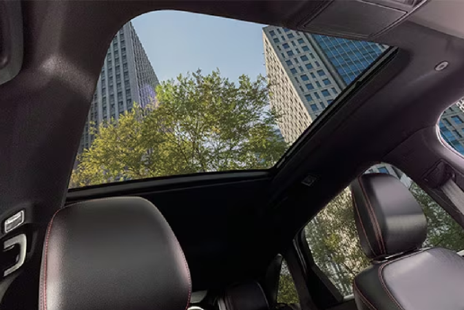 5 SUVs Ford con techo panorámico para disfrutar del viaje