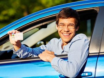 Examen de manejo en Illinois: requisitos para dar la prueba en 2023