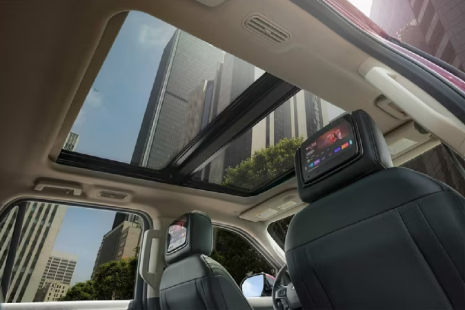 5 SUVs Ford con techo panorámico para disfrutar del viaje