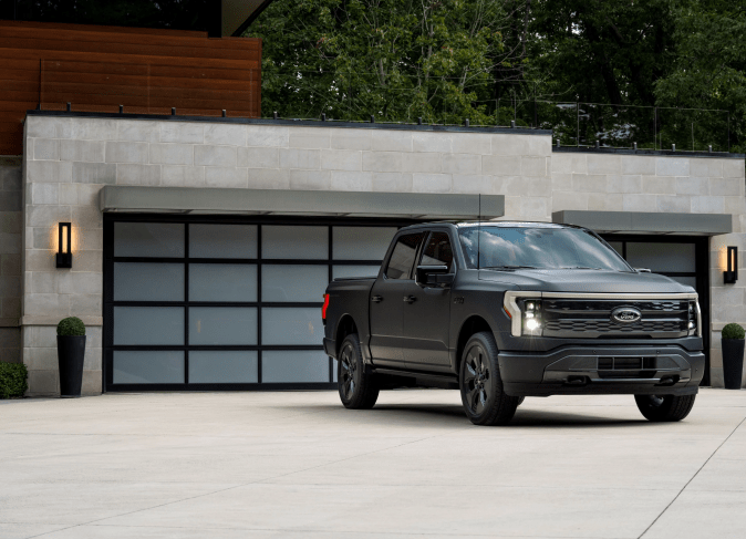 Ford F-150 Lightning Platinum Black Edition