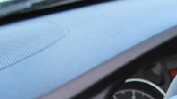 Beneficios de conducir con acelerador y freno en el volante.