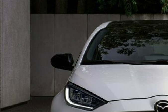 Mazda 2 híbrido ofrece una experiencia de manejo ecológica