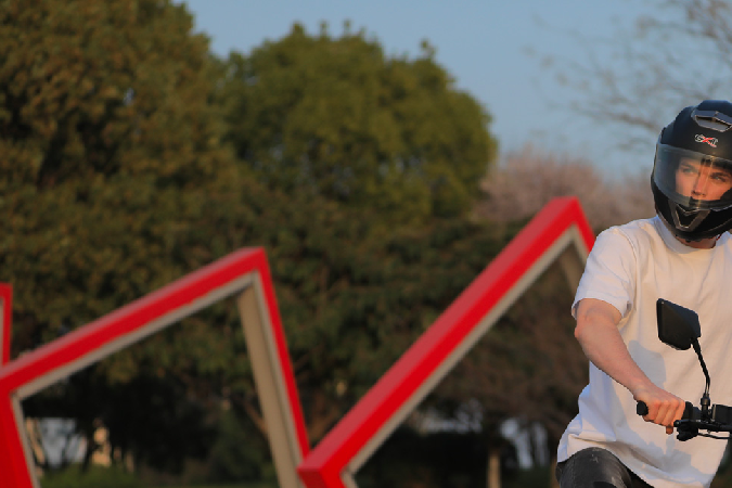 VMoto muestra su versión todoterreno eléctrica