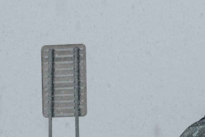 Porsche Taycan se convierte en el auto eléctrico que más altura ha subido en el mundo