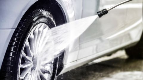 Trucos para abrillantar las llantas de tu auto