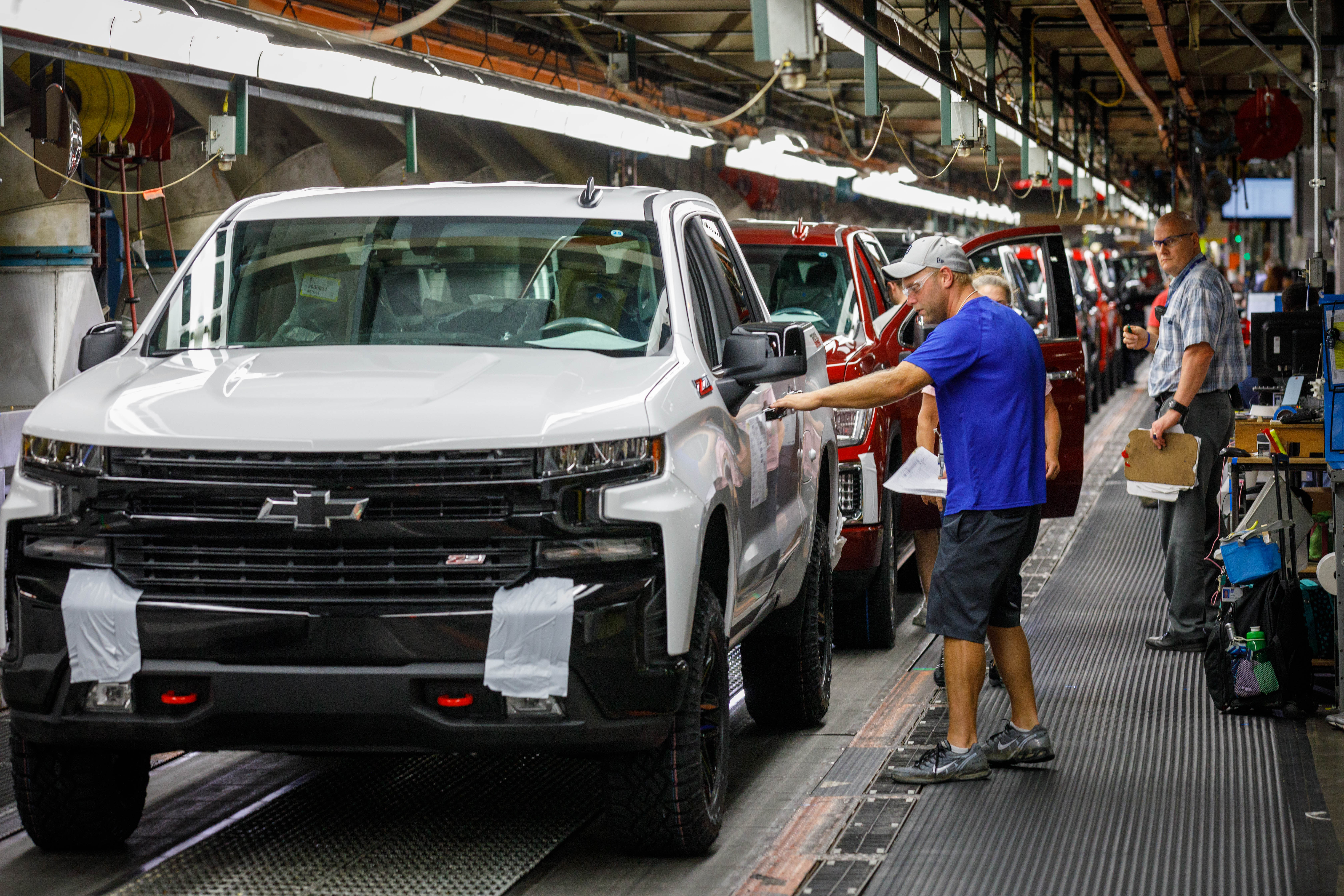 ¿En qué afecta la huelga de trabajadores de la industria automotriz en la venta de vehículos?