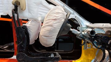 Cómo funcionan los airbags