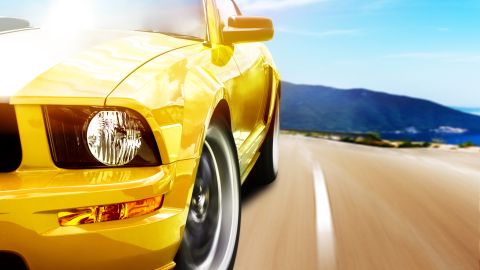 Carros deportivos baratos en Estados Unidos