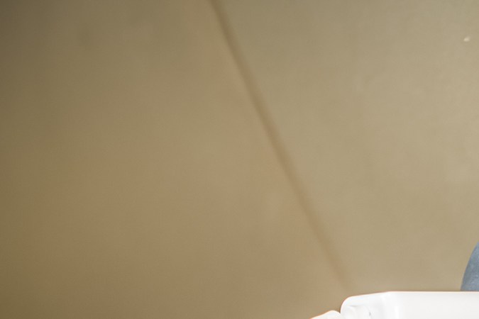 Por qué es un error cargar el móvil en el carro