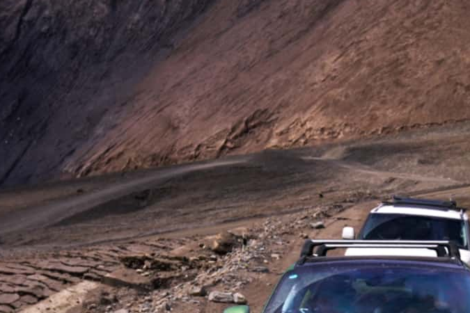 Porsche Taycan se convierte en el auto eléctrico que más altura ha subido en el mundo