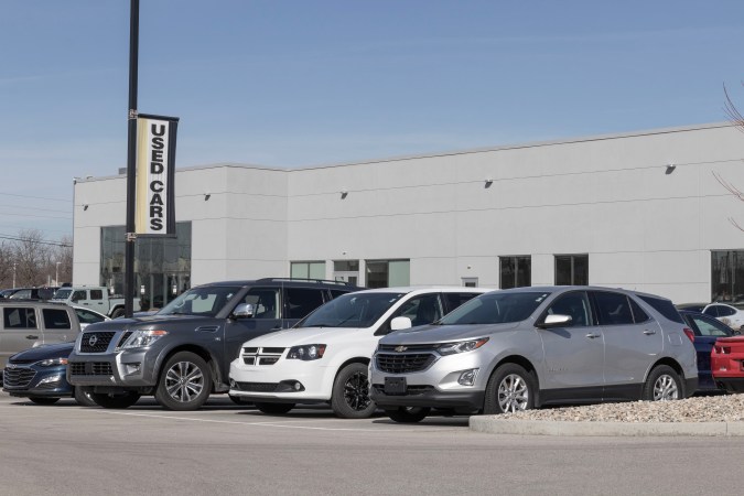 comprar carros usados a dueño en Los Angeles