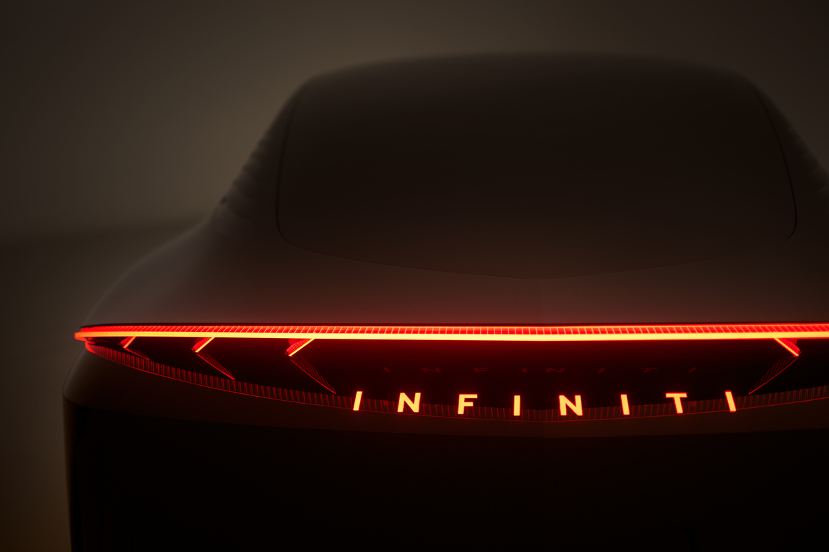 Infiniti Vision Qe.