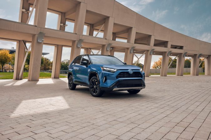 Toyota RAV4 Hybrid XSE