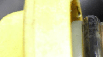 Qué sucede si el aceite del auto se vuelve color crema