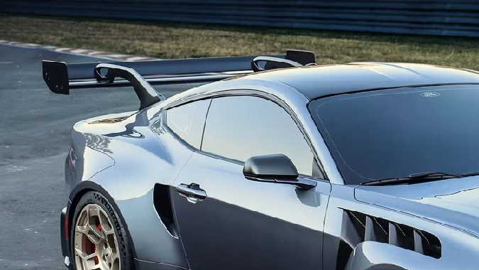 Ford Mustang GTD Vs Dark Horse: diferencias y puntos sobresalientes de cada uno