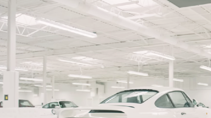 ¿Sabías de la Colección Blanca de Porsche escondida en secreto y lista para ser subastada?