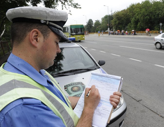Cita en corte por manejar sin licencia