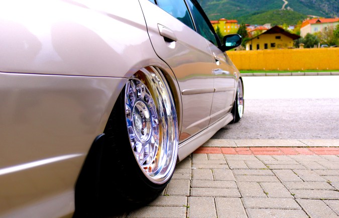 ¿Qué es el camber en los automóviles?
