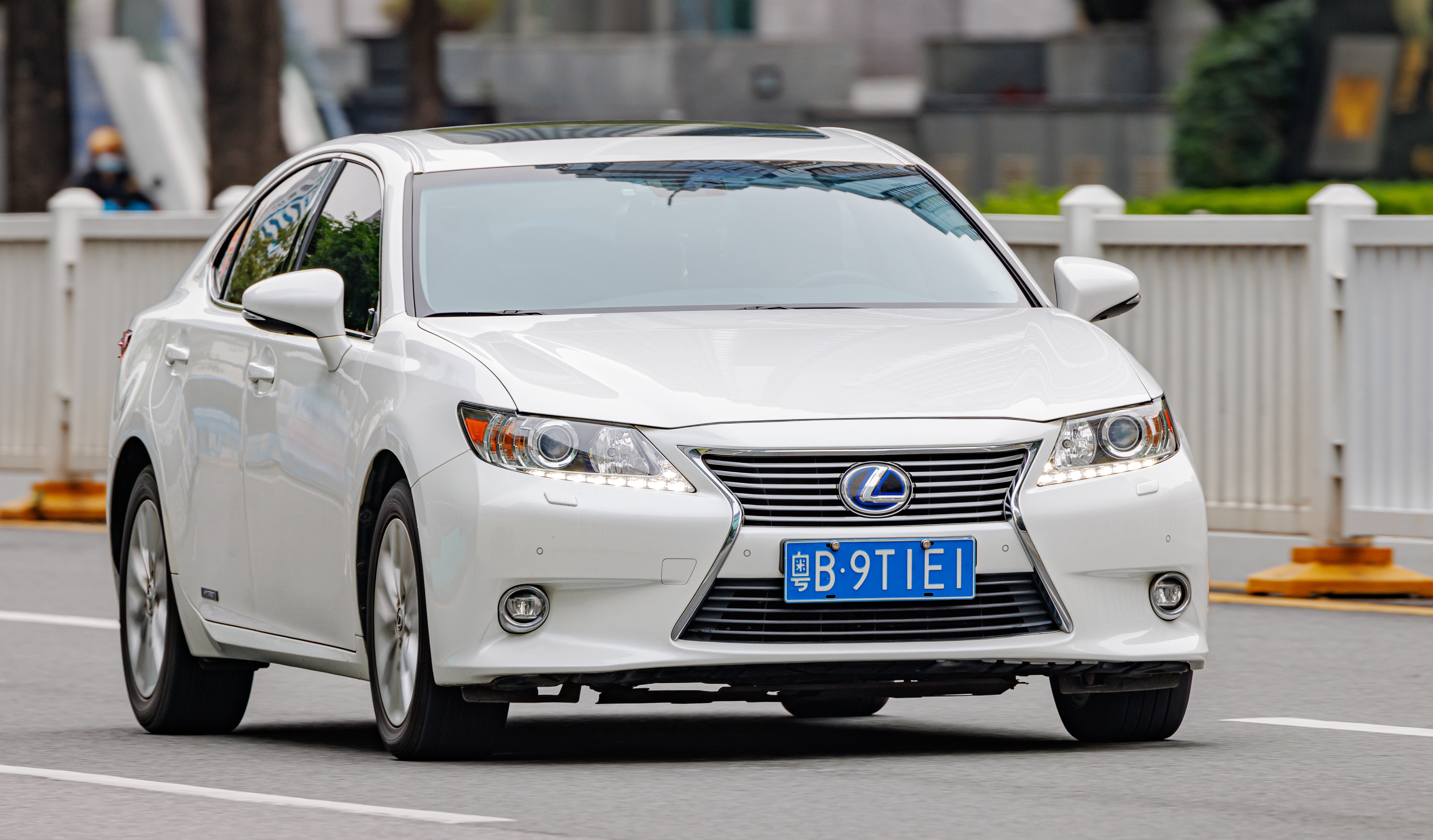 Lexus ES híbrido 2015.