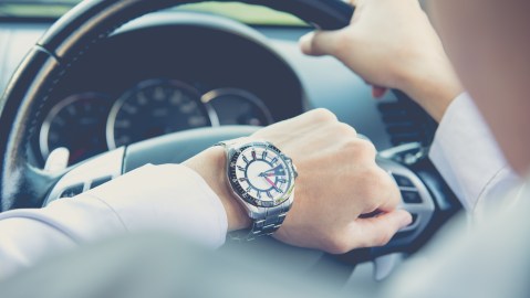 esperar antes de apagar motor del coche