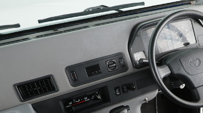 Conoce la Toyota “Hummer” una rareza japonesa