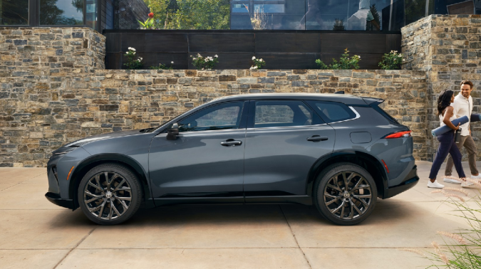 Toyota lanza su nuevo SUV eléctrico, el Crown Signia