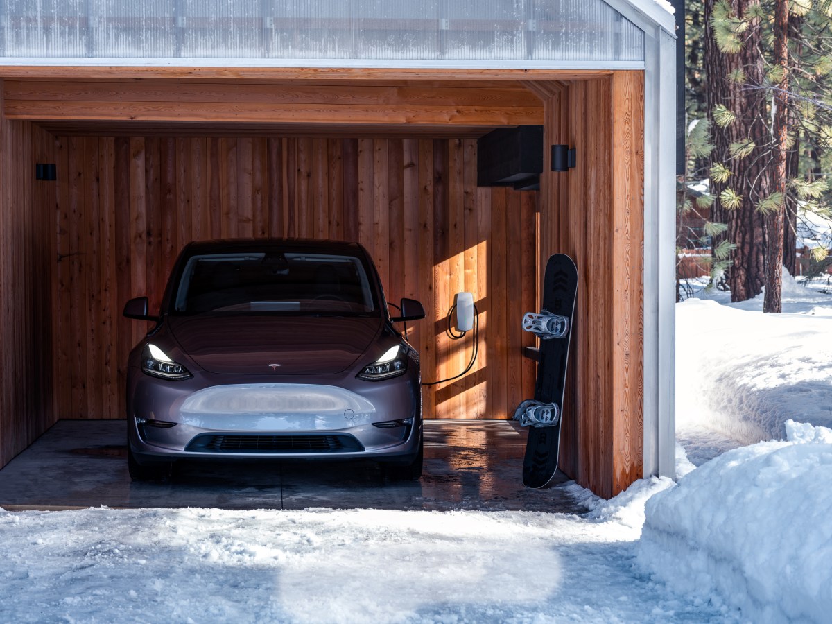 ¿Cuántas millas dura la carga de un Tesla?