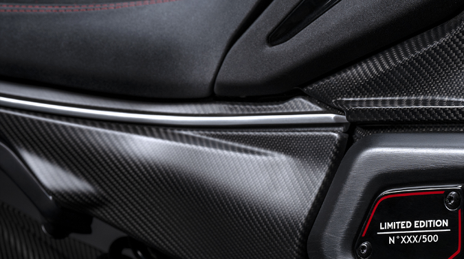 Ducati y Bentley se unen para lanzar una moto edición especial