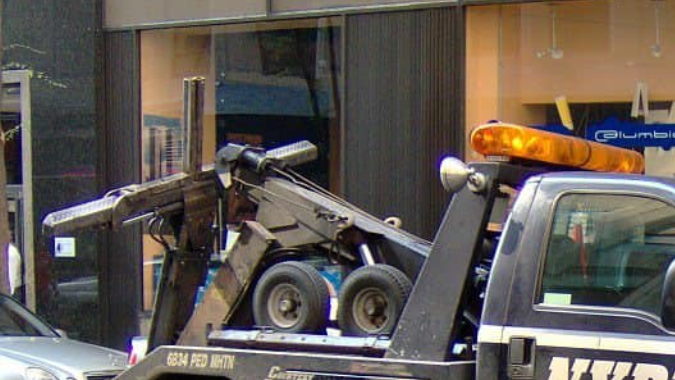 Cuidado: en esta ciudad tu carro puede ir a subasta si lo dejas mal estacionado