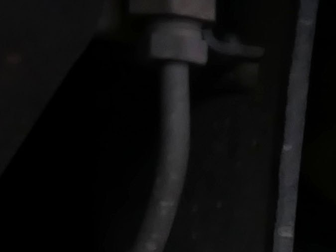 Poner amortiguadores más duros en mi auto: beneficios y desventajas