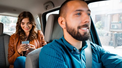Qué año tiene que ser el carro para Uber