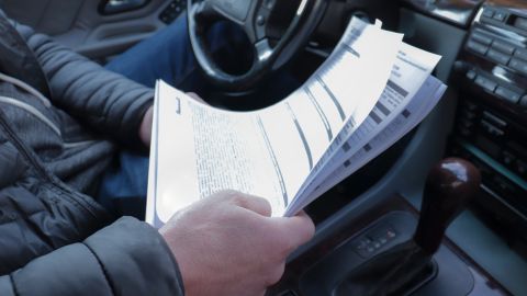 Transferencia de título de carro Florida