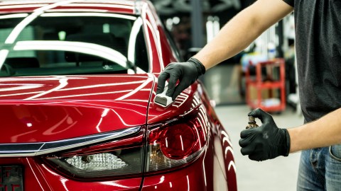 Cómo lograr el acabado espejo en el auto