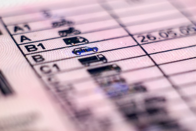 Cómo saber si una placa temporal es legal en Texas