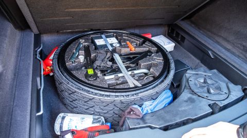Accesorios ideales para viajar en tu camioneta