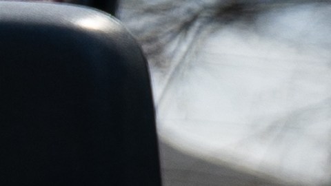 Retira los stickers sin dañar la pintura del carro