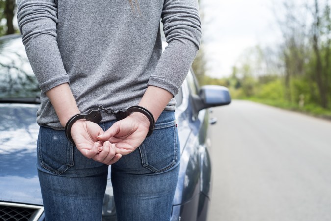 infracciones que pueden llevarte a la cárcel en florida