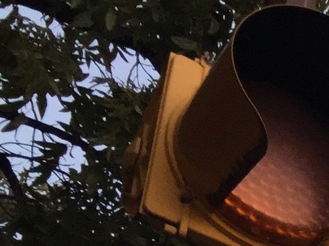 Sanciones por rebasar a un autobús escolar detenido en Florida