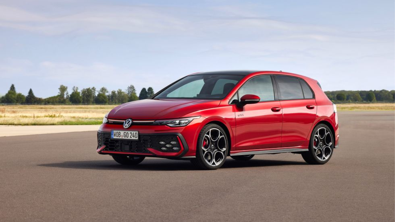 Golf GTI 2025 recibe más poder y estilo